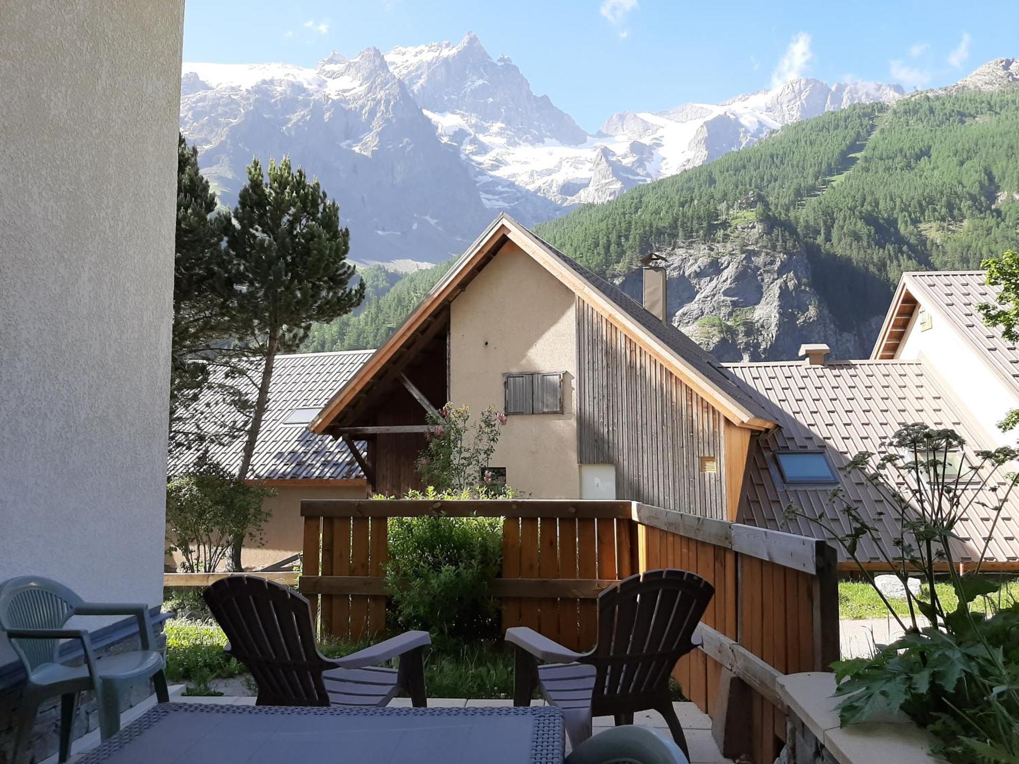 Chez Philippe - Appartements & Chalets En Village Pieton - Vue Glaciers La Grave Exterior photo